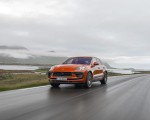 2022 Porsche Macan S (Color: Papaya Metallic) Front Three-Quarter Wallpapers 150x120 (20)