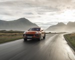 2022 Porsche Macan S (Color: Papaya Metallic) Front Wallpapers 150x120 (21)