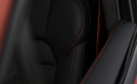 2022 Porsche Macan S (Color: Papaya Metallic) Interior Detail Wallpapers 450x275 (110)
