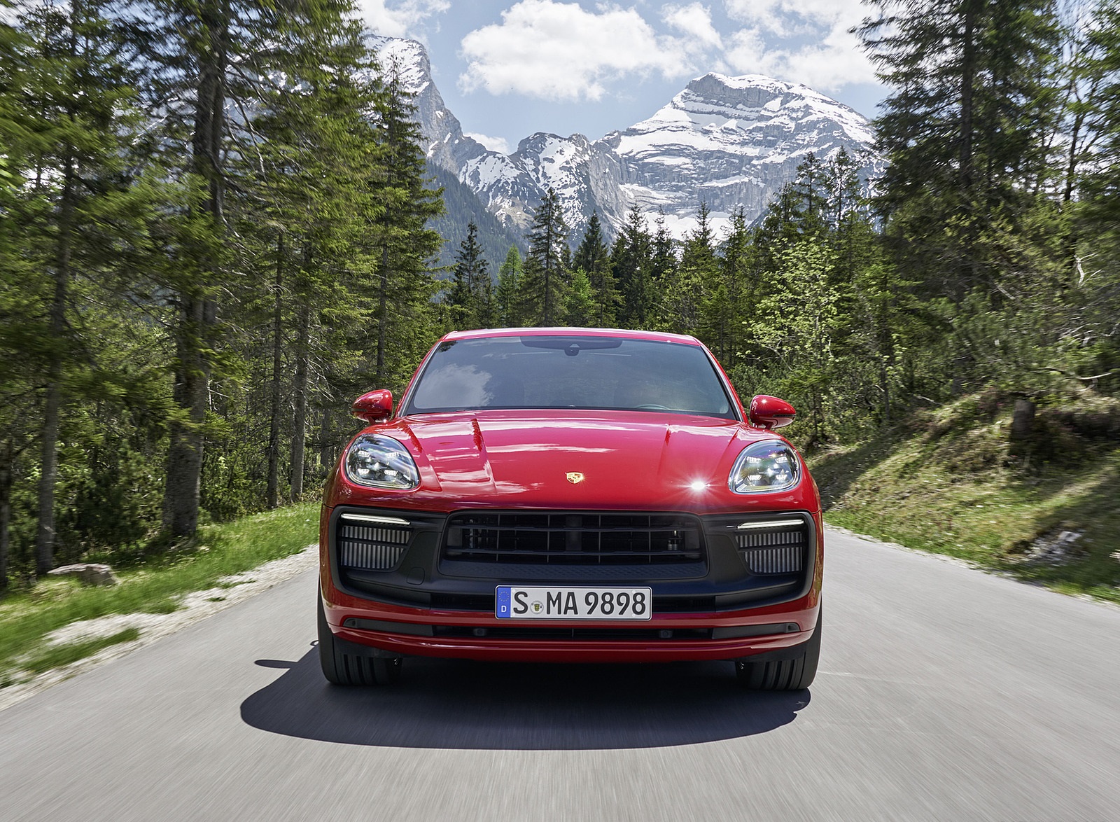 2022 Porsche Macan S Front Wallpapers #4 of 222