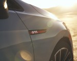 2022 Volkswagen Golf GTI (US-Spec) Badge Wallpapers 150x120 (19)