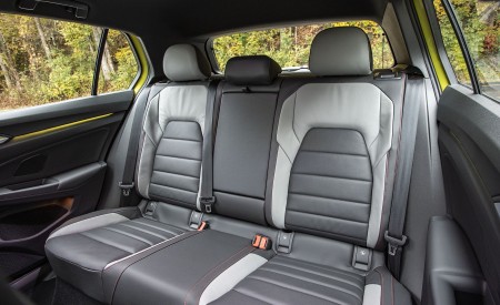 2022 Volkswagen Golf GTI (US-Spec) Interior Rear Seats Wallpapers 450x275 (123)