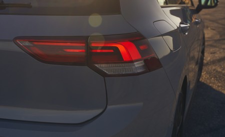 2022 Volkswagen Golf GTI (US-Spec) Tail Light Wallpapers 450x275 (21)