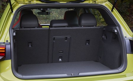 2022 Volkswagen Golf GTI (US-Spec) Trunk Wallpapers 450x275 (127)