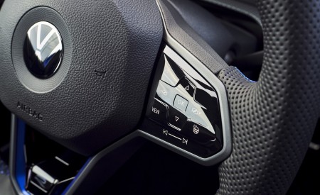 2022 Volkswagen Golf R (US-Spec) Interior Steering Wheel Wallpapers 450x275 (28)
