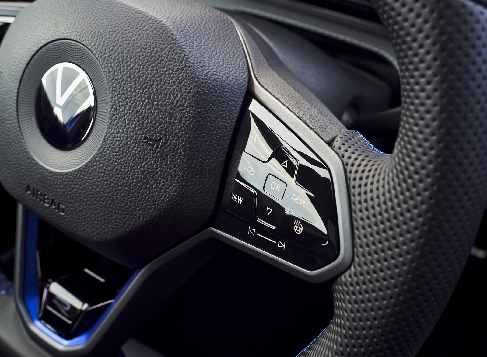 2022 Volkswagen Golf R (US-Spec) Interior Steering Wheel Wallpapers #28 of 120