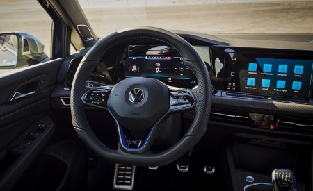 2022 Volkswagen Golf R (US-Spec) Interior Steering Wheel Wallpapers 450x275 (27)