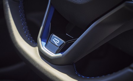 2022 Volkswagen Golf R (US-Spec) Interior Steering Wheel Wallpapers 450x275 (84)