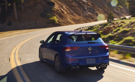 2022 Volkswagen Golf R (US-Spec) Rear Three-Quarter Wallpapers 450x275 (6)