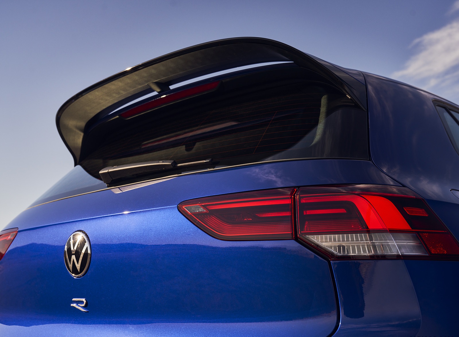 2022 Volkswagen Golf R (US-Spec) Tail Light Wallpapers #71 of 120