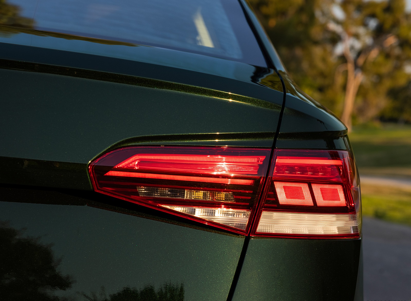 2022 Volkswagen Passat Chattanooga Limited Edition Tail Light Wallpapers #11 of 21