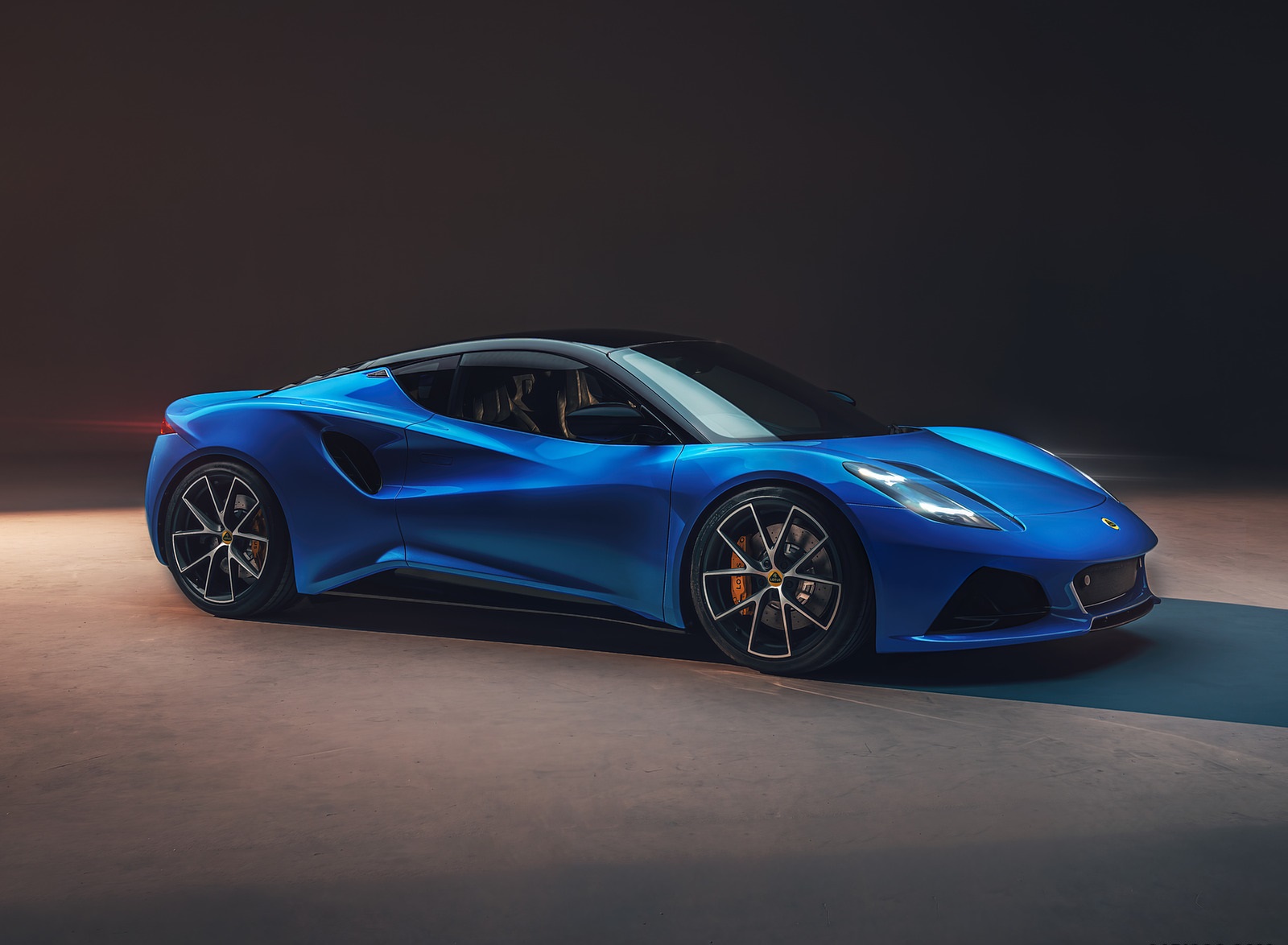 2023 Lotus Emira Front Three-Quarter Wallpapers (2)