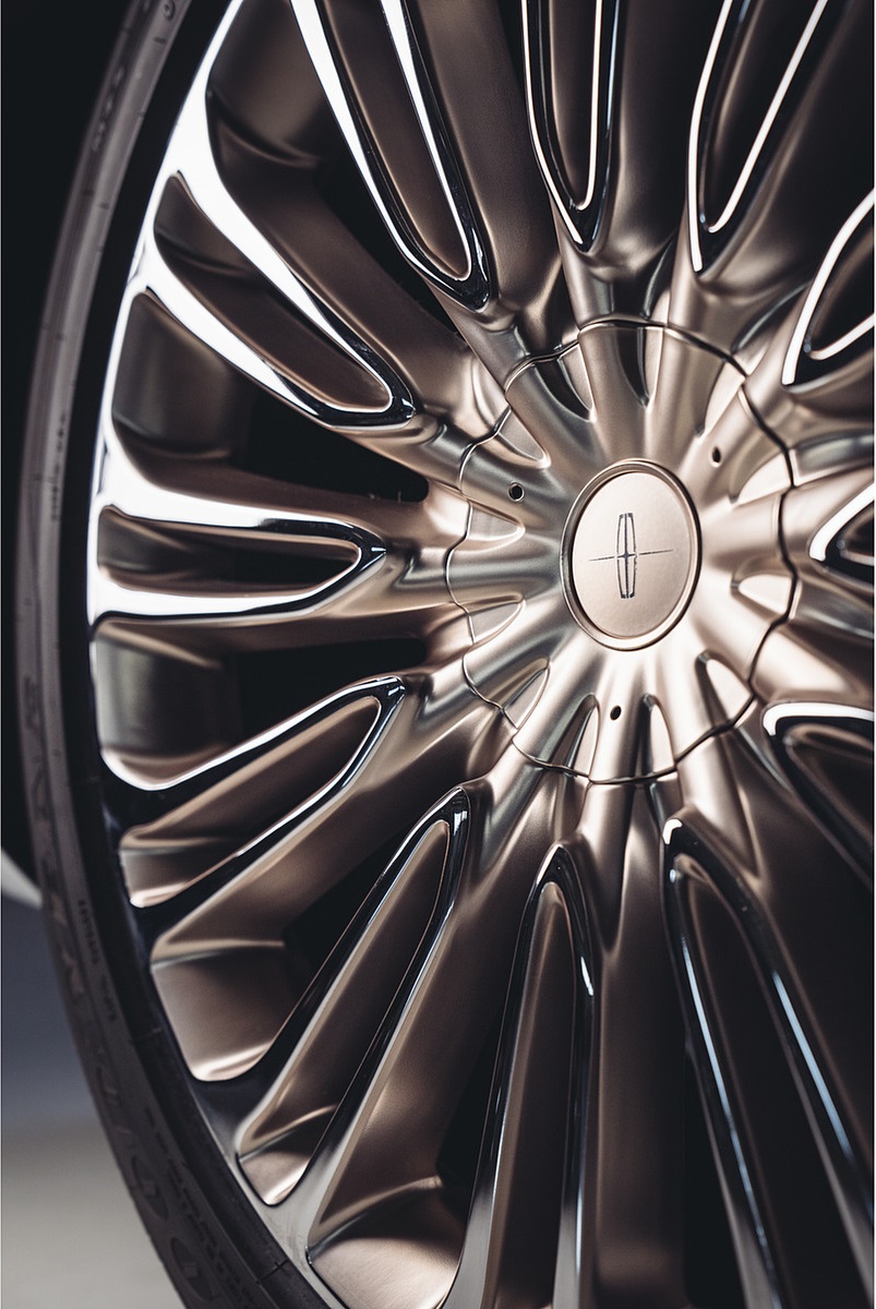 2021 Lincoln Aviator Shinola Concept Wheel Wallpapers #11 of 20
