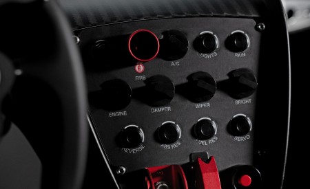 2021 Pagani Huayra BC Pacchetto Tempesta Central Console Wallpapers 450x275 (7)