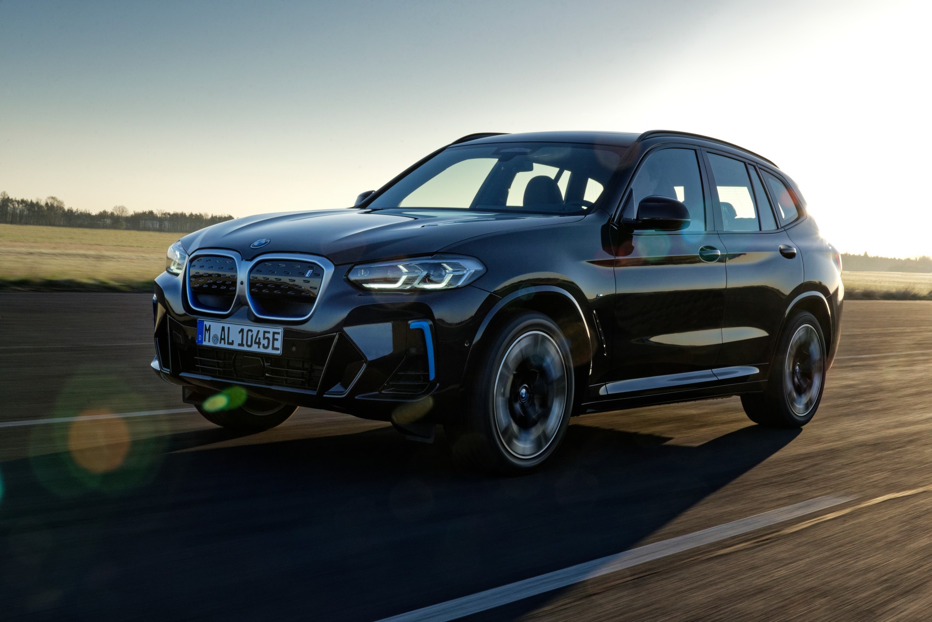 2022 BMW iX3 Front Three-Quarter Wallpapers (6)