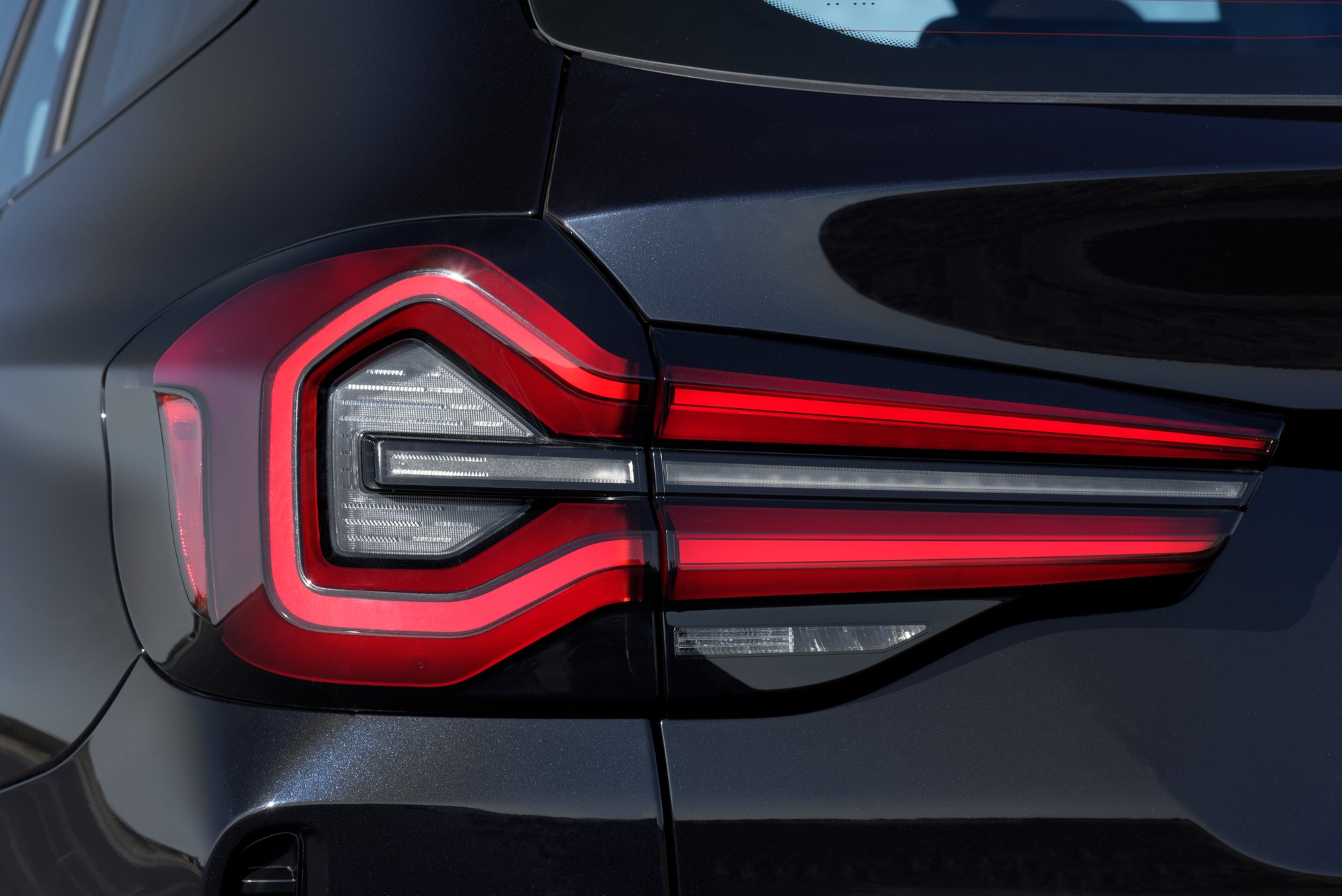 2022 BMW iX3 Tail Light Wallpapers #24 of 49