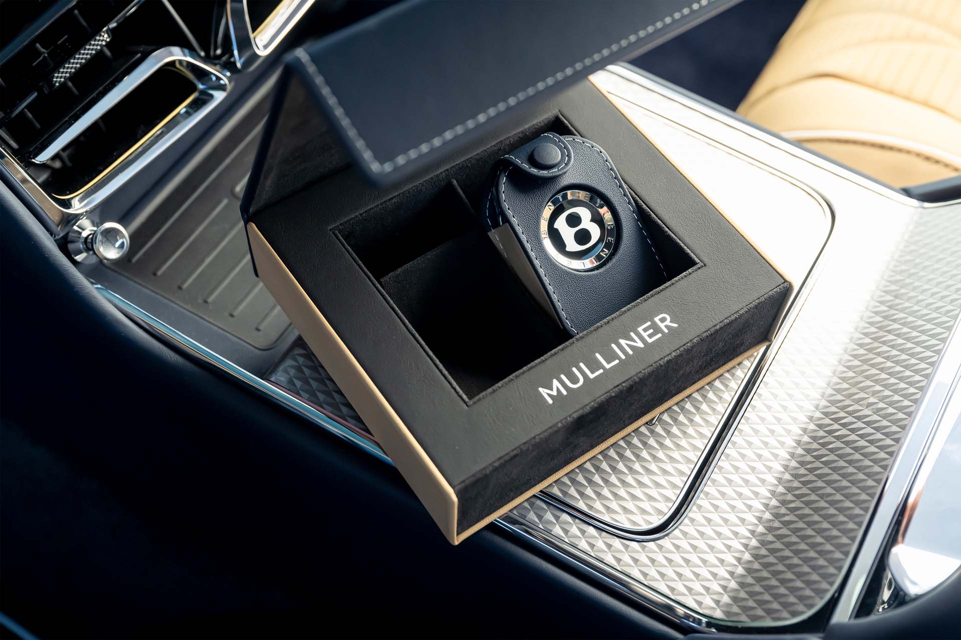 2022 Bentley Flying Spur Mulliner Central Console Wallpapers #14 of 17