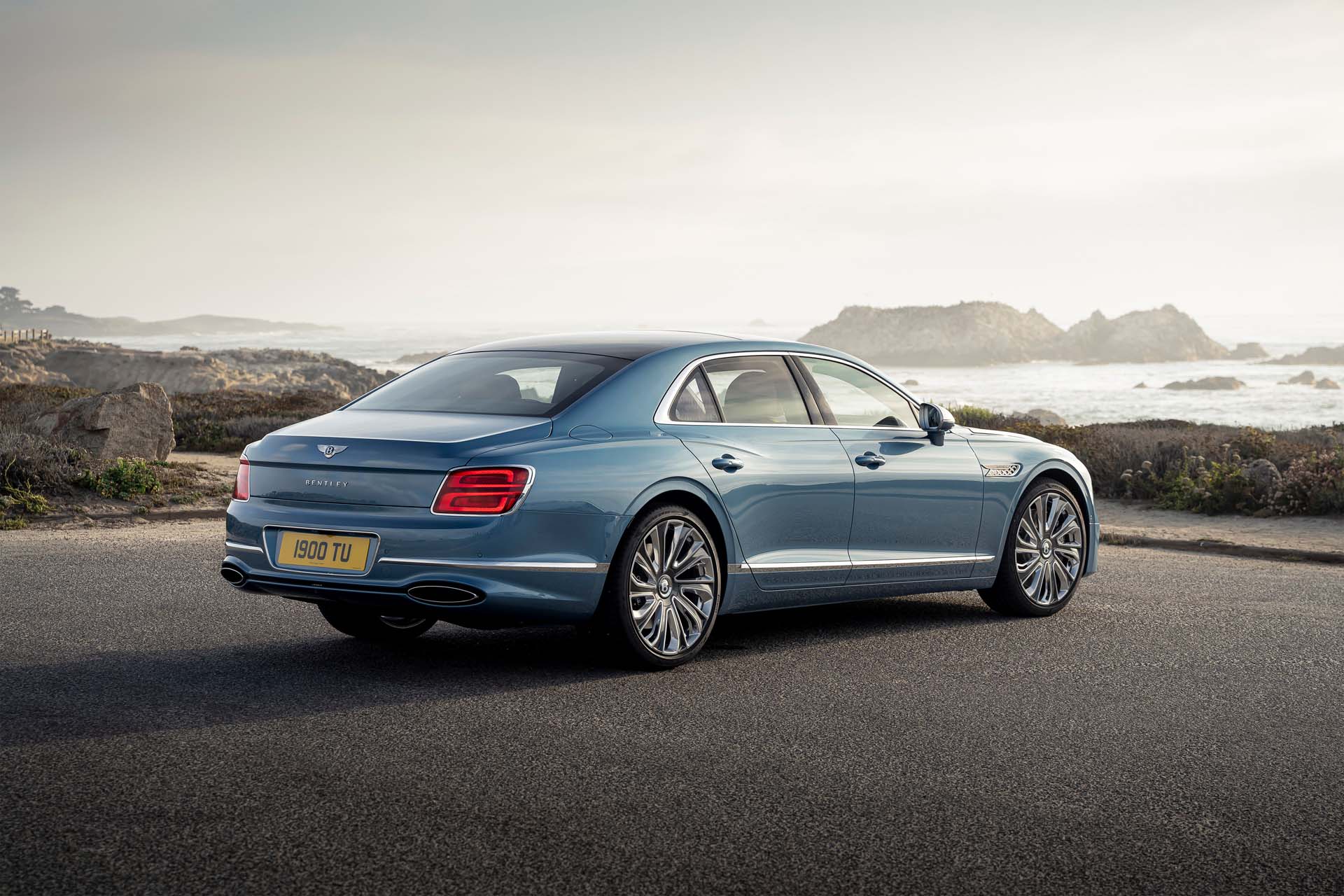 2022 Bentley Flying Spur Mulliner Rear Three-Quarter Wallpapers (3)