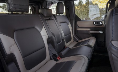 2022 Ford Bronco Wildtrak 4-Door Interior Rear Seats Wallpapers 450x275 (50)