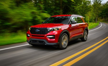 2022 Ford Explorer ST-Line Front Three-Quarter Wallpapers 450x275 (4)