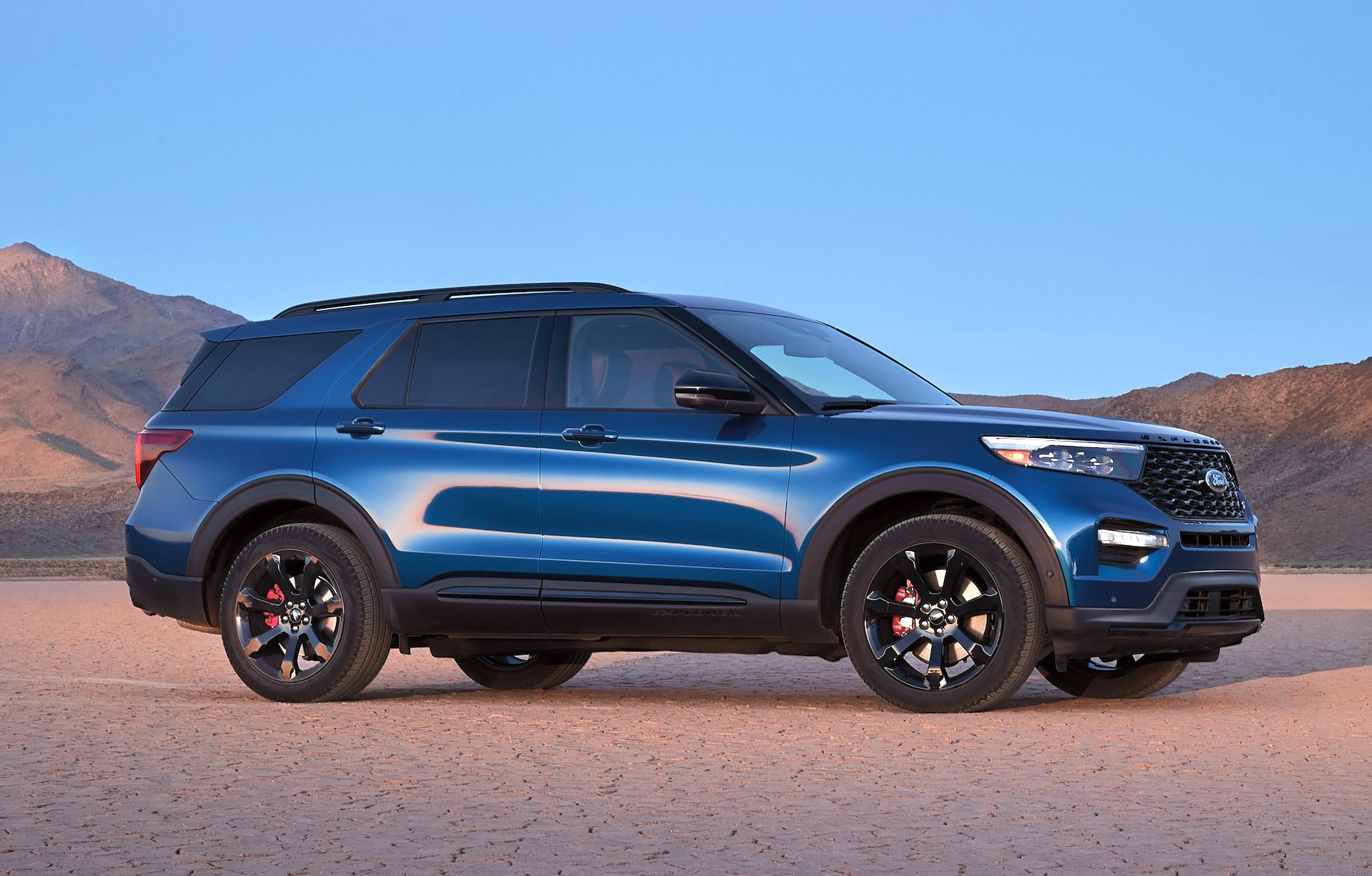 2022 Ford Explorer ST-Line Front Three-Quarter Wallpapers #27 of 30