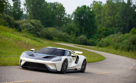 2022 Ford GT 64 Heritage Edition Front Three-Quarter Wallpapers 450x275 (7)