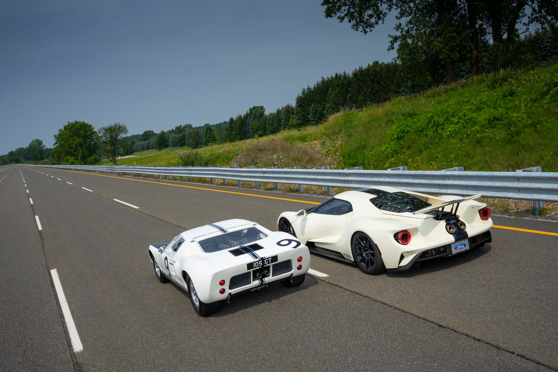 2022 Ford GT 64 Heritage Edition and 1964 Ford GT Prototype Rear Wallpapers #17 of 39