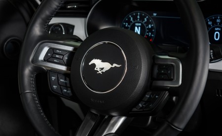 2022 Ford Mustang Ice White Appearance Package Interior Steering Wheel Wallpapers 450x275 (22)