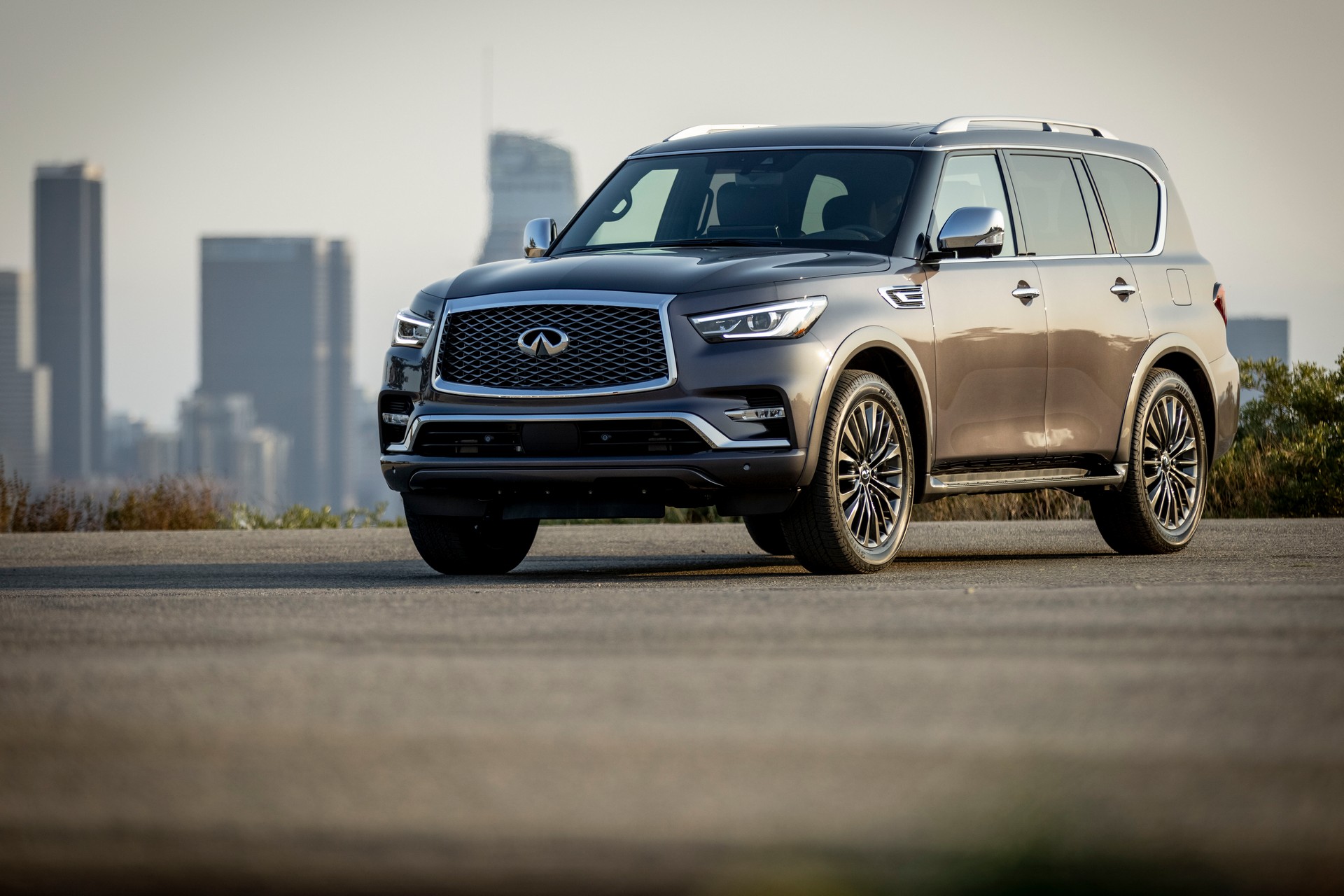 2022 Infiniti QX80 Front Three-Quarter Wallpapers (2)