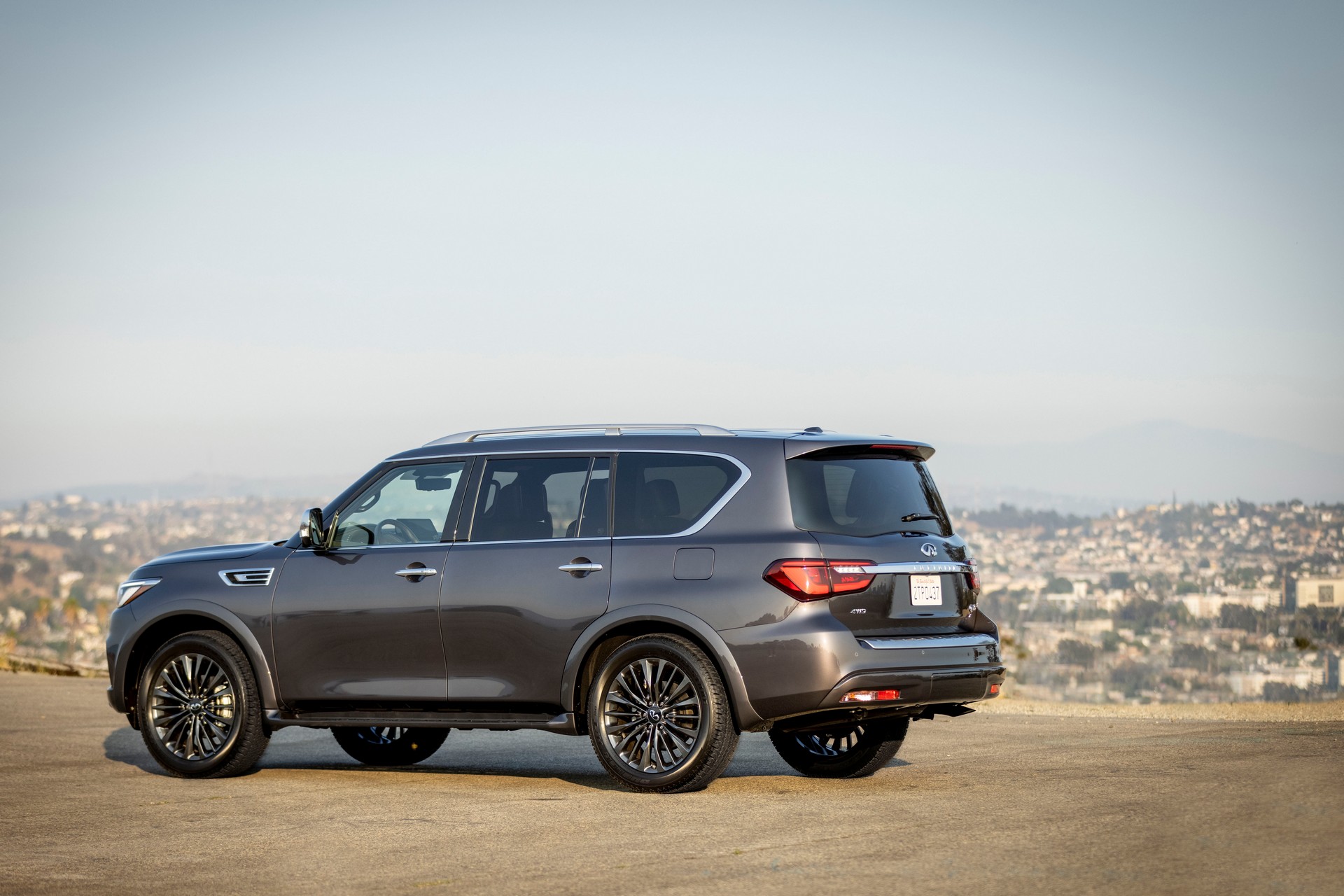 2022 Infiniti QX80 Rear Three-Quarter Wallpapers #4 of 40