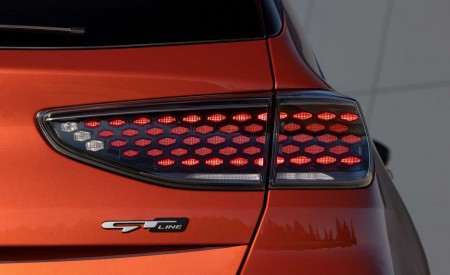 2022 Kia Ceed GT-Line Tail Light Wallpapers 450x275 (10)