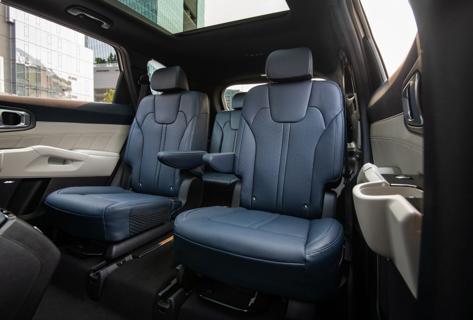 2022 Kia Sorento Plug-in Hybrid Interior Rear Seats Wallpapers #32 of 38