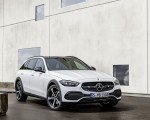 2022 Mercedes-Benz C-Class All-Terrain (Color: Opalite White Bright) Front Three-Quarter Wallpapers 150x120 (23)