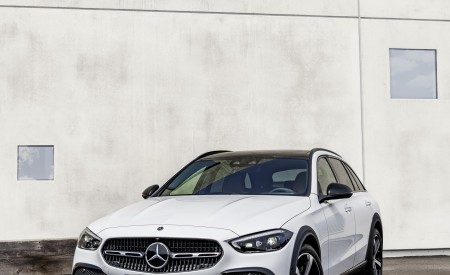 2022 Mercedes-Benz C-Class All-Terrain (Color: Opalite White Bright) Front Wallpapers 450x275 (26)