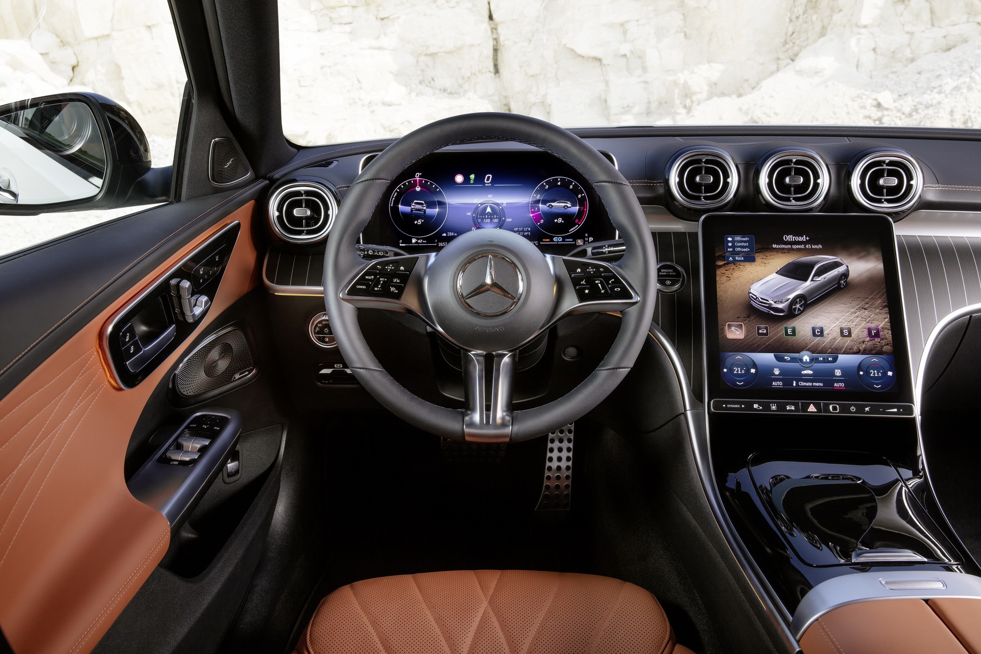 2022 Mercedes-Benz C-Class All-Terrain (Color: Opalite White Bright) Interior Cockpit Wallpapers #33 of 35