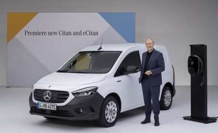 2022 Mercedes-Benz Citan Front Three-Quarter Wallpapers 450x275 (53)