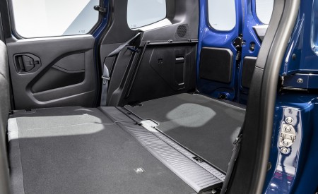 2022 Mercedes-Benz Citan Interior Rear Seats Wallpapers 450x275 (96)