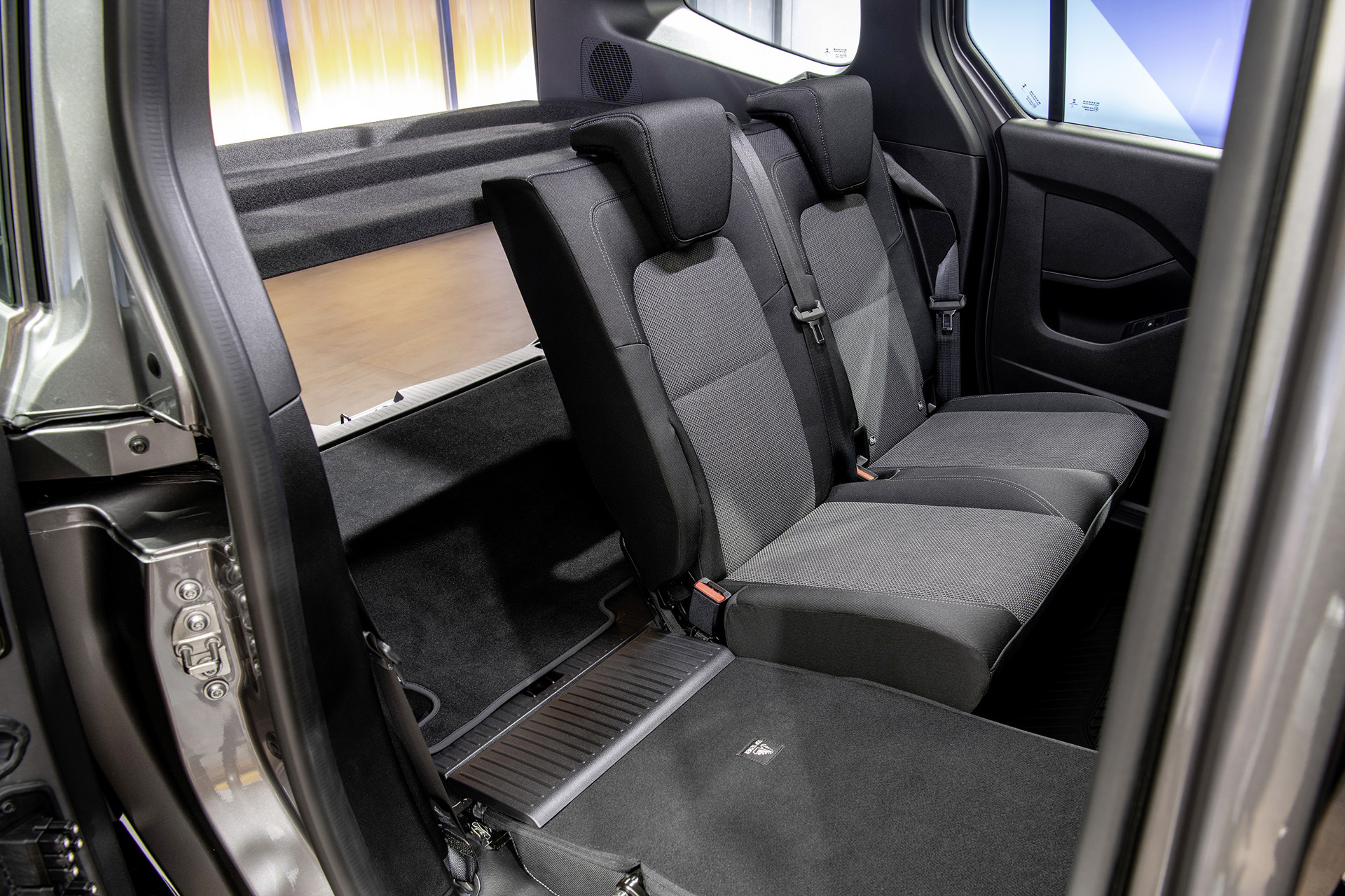2022 Mercedes-Benz Citan Interior Rear Seats Wallpapers #82 of 115