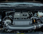 2022 Nissan Frontier Pro-4X Engine Wallpapers 150x120 (41)