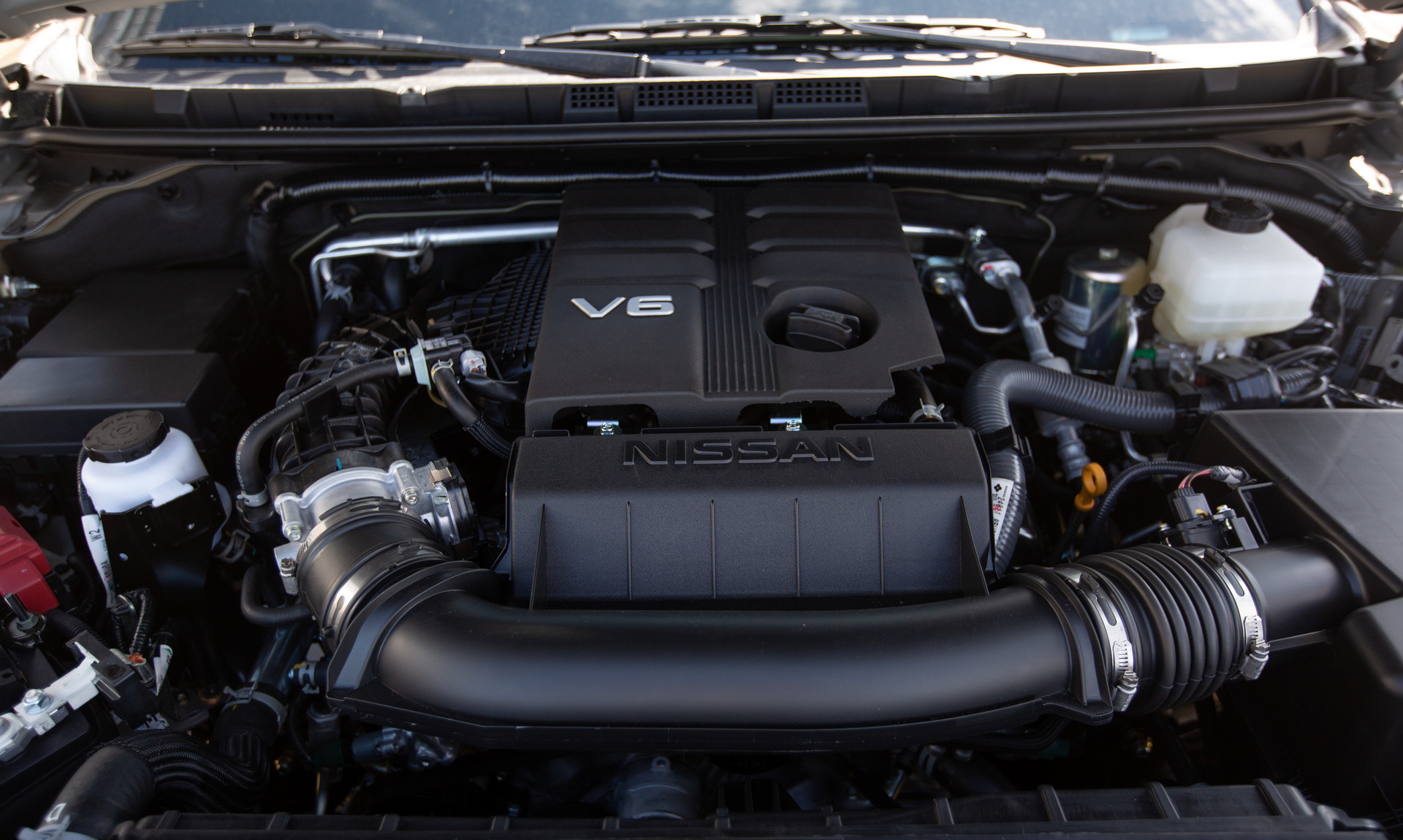 2022 Nissan Frontier Pro-4X Engine Wallpapers #45 of 70