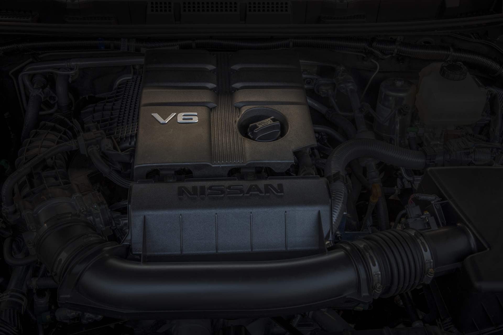 2022 Nissan Frontier Pro-4X Engine Wallpapers #43 of 70