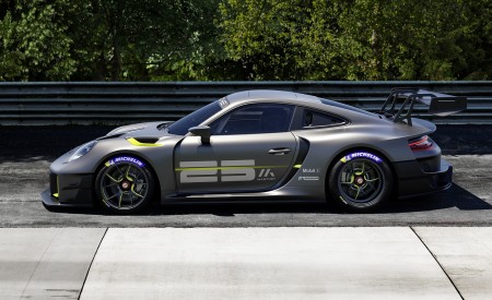 2022 Porsche 911 GT2 RS Clubsport 25 Side Wallpapers 450x275 (5)
