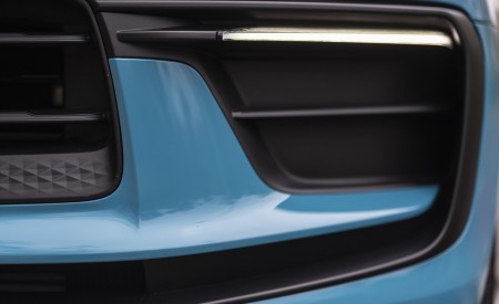 2022 Porsche Macan (Color: Miami Blue) Detail Wallpapers 450x275 (105)