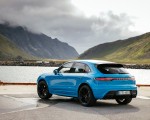 2022 Porsche Macan (Color: Miami Blue) Rear Three-Quarter Wallpapers 150x120 (18)