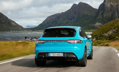 2022 Porsche Macan (Color: Miami Blue) Rear Wallpapers 450x275 (2)