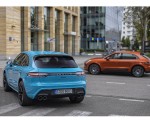 2022 Porsche Macan (Color: Miami Blue) Wallpapers 150x120