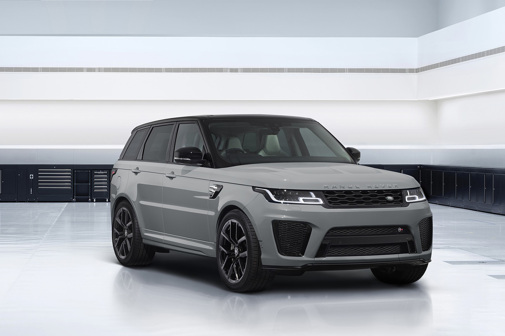 2022 Range Rover Sport SVR Ultimate Edition Front Three-Quarter Wallpapers (9)