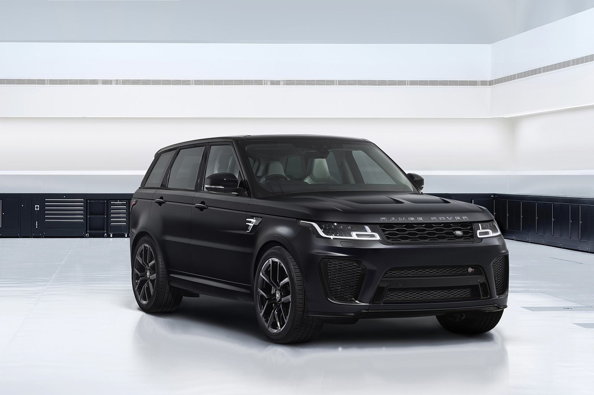 2022 Range Rover Sport SVR Ultimate Edition Front Three-Quarter Wallpapers (10)