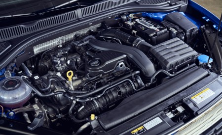 2022 Volkswagen Jetta Engine Wallpapers 450x275 (50)