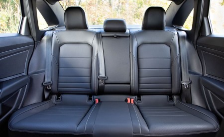 2022 Volkswagen Jetta Interior Rear Seats Wallpapers 450x275 (29)
